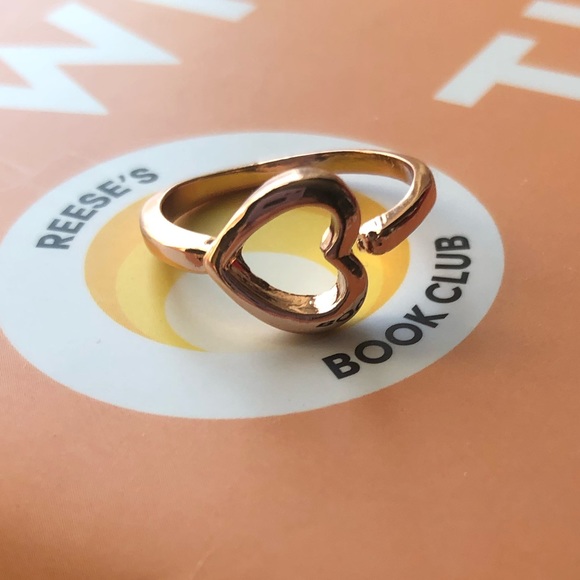 Jewelry - 🆕 Rose Gold Heart Ring